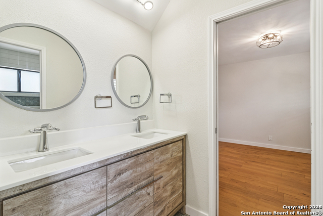 Image 37 of 52 For 13401 Vista Del Rey
