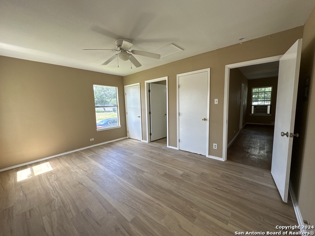 Listing photo id 21 for 2456 Cincinnati