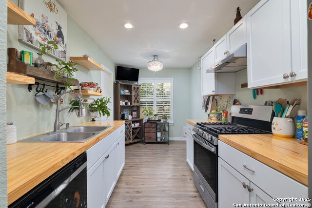 Listing photo id 10 for 9711 Doefield