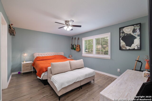 Listing photo id 12 for 9711 Doefield