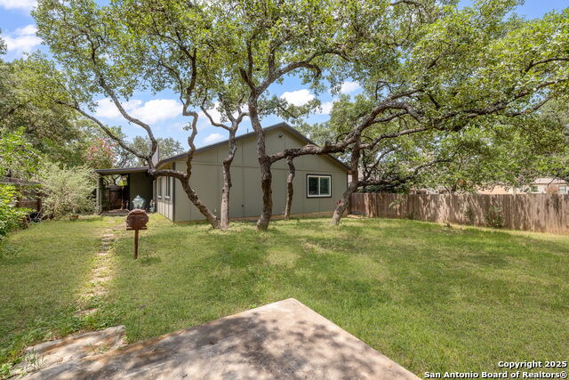 Listing photo id 19 for 9711 Doefield