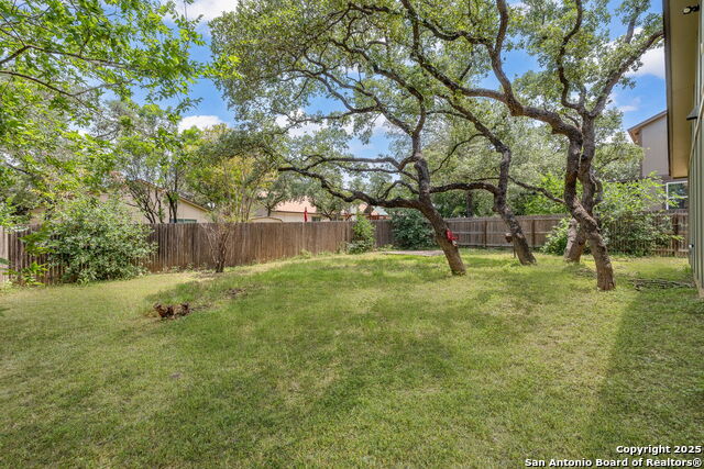 Listing photo id 23 for 9711 Doefield