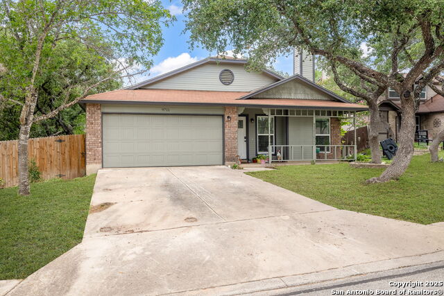 Listing photo id 1 for 9711 Doefield