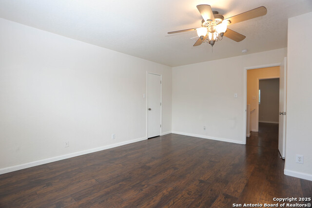 Image 13 of 25 For 7 Brieley Ln