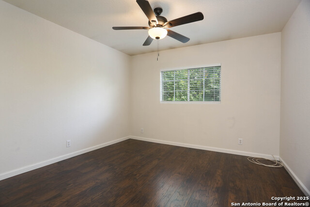 Image 18 of 25 For 7 Brieley Ln