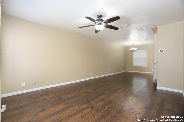 Image 5 of 25 For 7 Brieley Ln