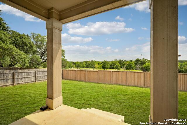 Listing photo id 23 for 7814 Emmeline