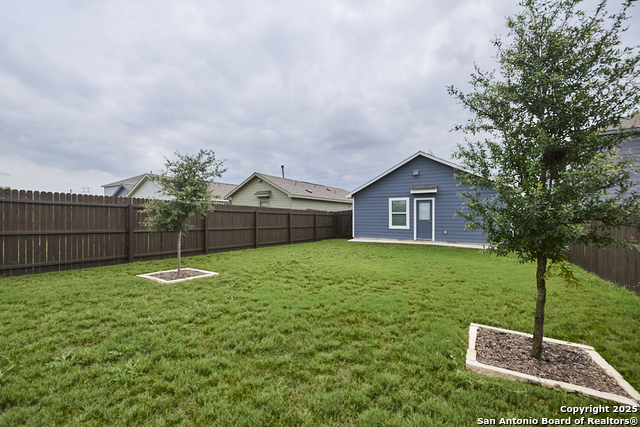 Listing photo id 3 for 9435 Tarbutton