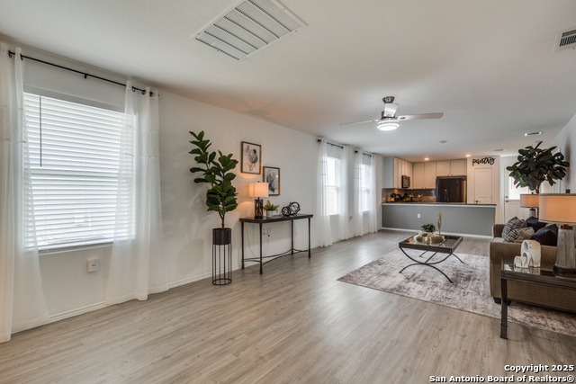 Listing photo id 6 for 9435 Tarbutton