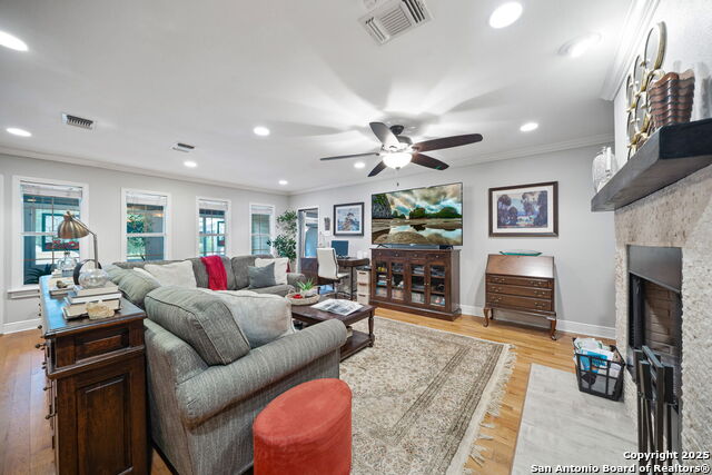 Image 10 of 39 For 131 Larchmont