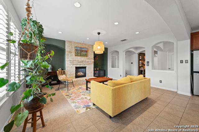 Image 10 of 39 For 1222 Ashbury Bay