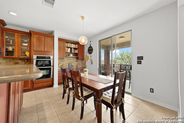 Image 16 of 39 For 1222 Ashbury Bay