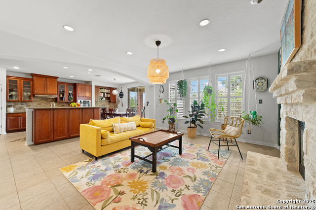 Image 4 of 39 For 1222 Ashbury Bay