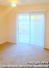 Image 4 of 7 For 923 Vance Jackson Rd  1102