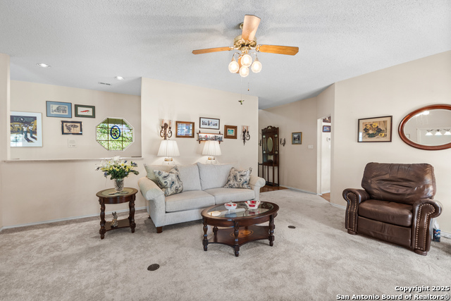 Image 17 of 49 For 8519 Alydar Cir