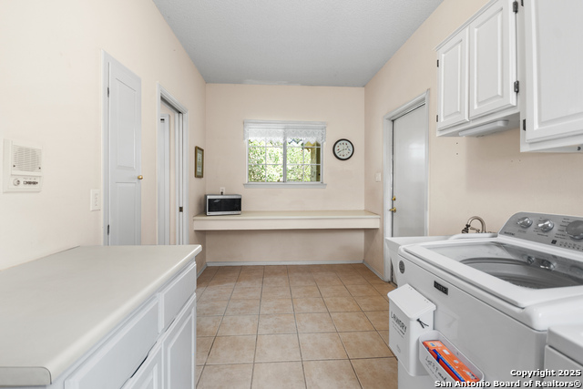 Image 34 of 49 For 8519 Alydar Cir