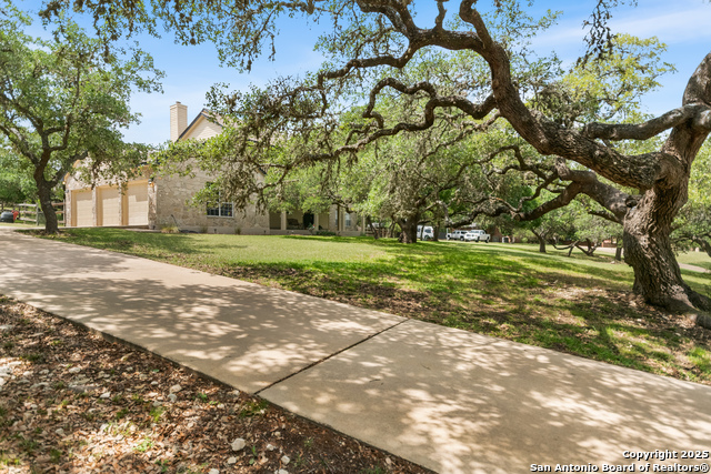 Image 45 of 49 For 8519 Alydar Cir