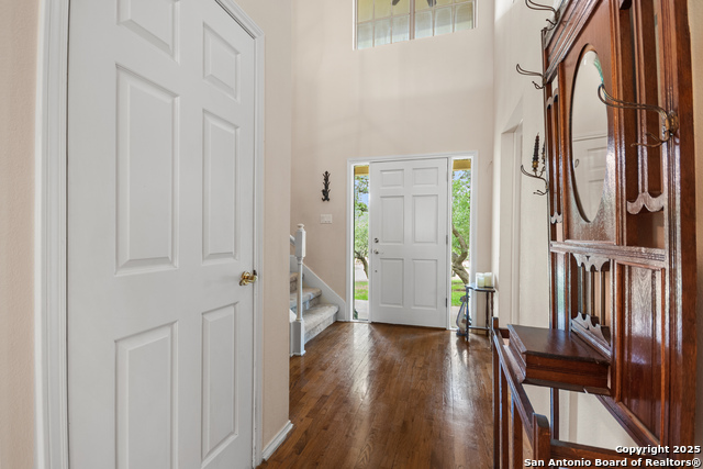 Image 5 of 49 For 8519 Alydar Cir