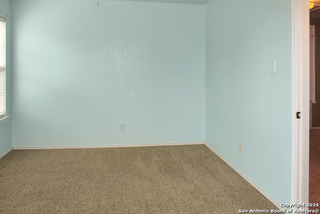 Listing photo id 22 for 7527 Escada Crest