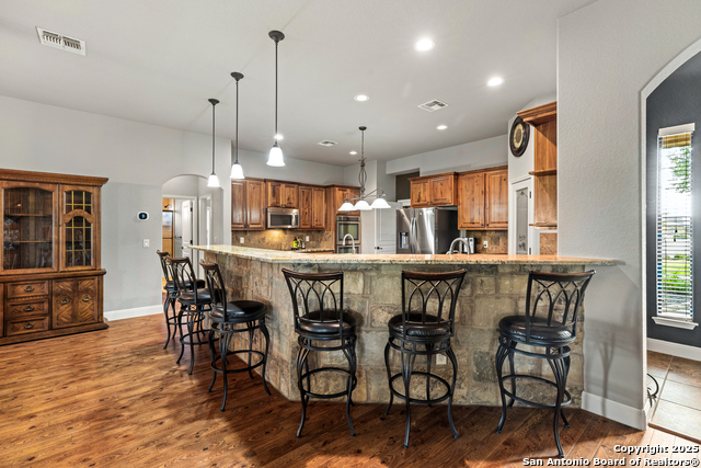 Listing photo id 14 for 2299 Sun Chase