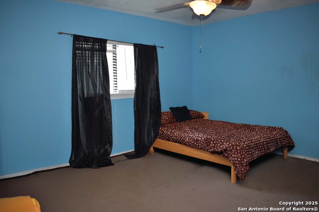 Listing photo id 9 for 8328 Morning Grove