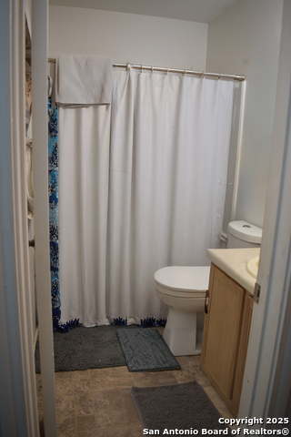 Listing photo id 12 for 8328 Morning Grove