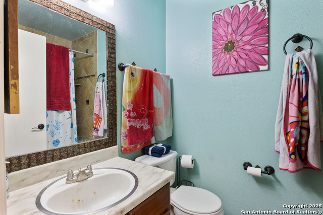 Listing photo id 10 for 1019 Cloverbrook