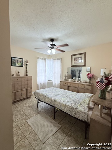 Image 8 of 13 For 2407 Aiken  