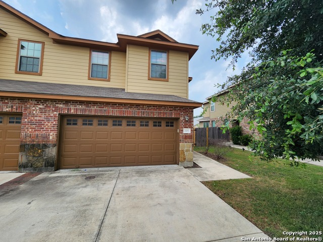 Details for 305 Rosalie Dr, New Braunfels, TX 78130