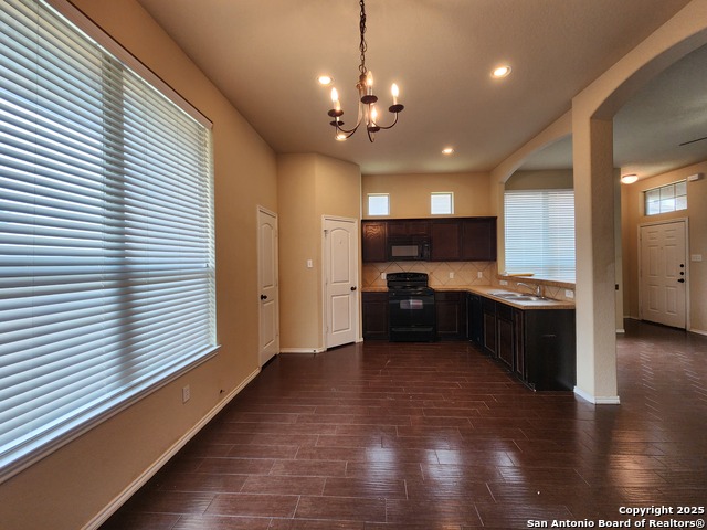 Image 12 of 22 For 305 Rosalie Dr