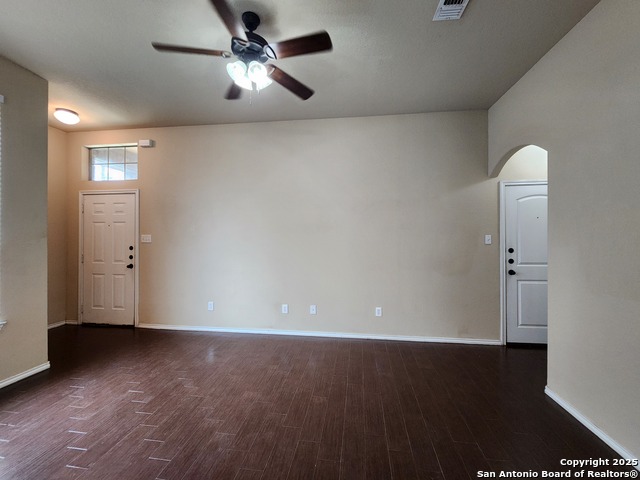 Image 6 of 22 For 305 Rosalie Dr