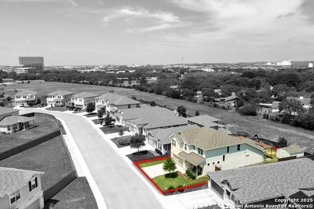 Image 32 of 38 For 2331 Greystone Landing