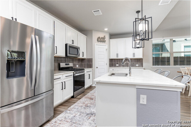 Image 7 of 38 For 2331 Greystone Landing