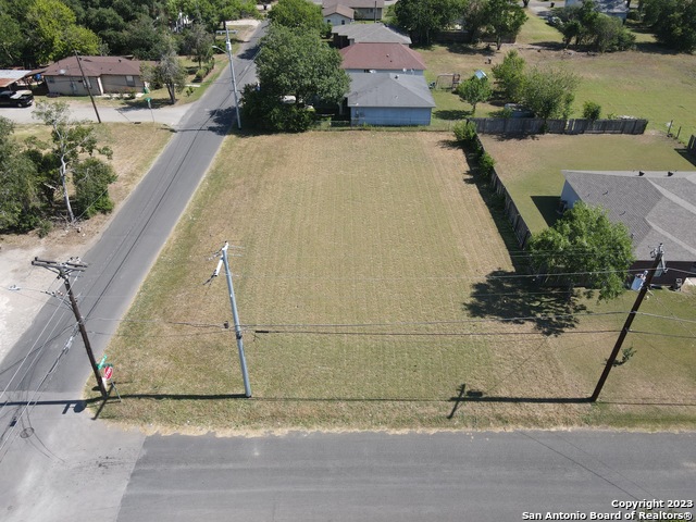 Image 3 of 6 For 772 Johnson Ave