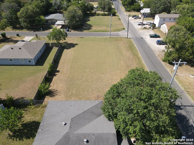 Image 4 of 6 For 772 Johnson Ave