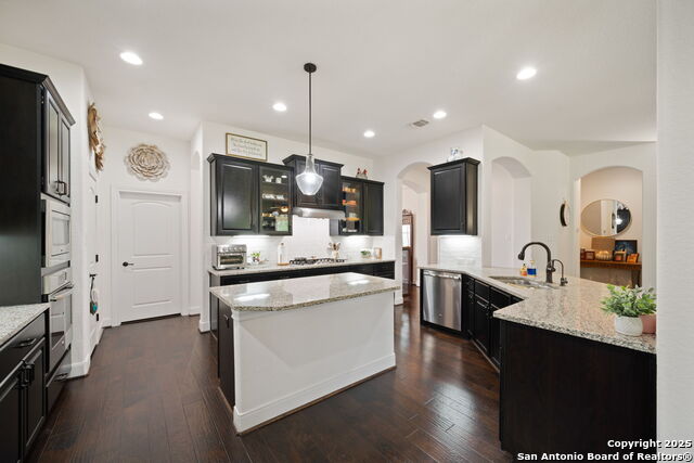 Image 19 of 53 For 26113 Rockwall Parkway
