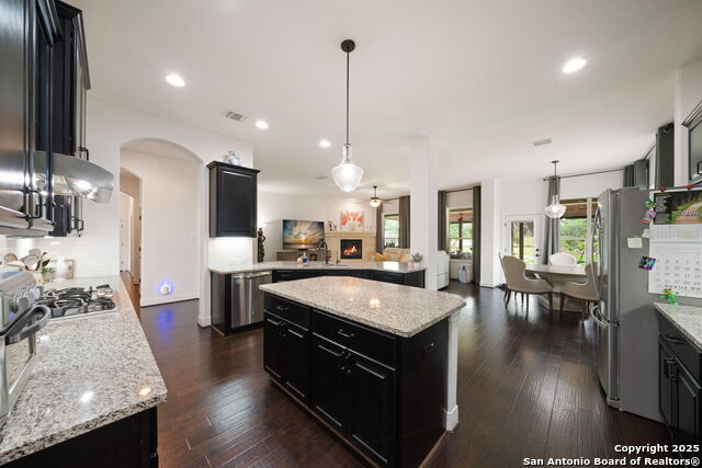 Image 20 of 53 For 26113 Rockwall Parkway
