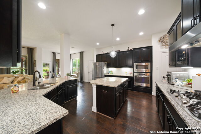 Image 21 of 53 For 26113 Rockwall Parkway