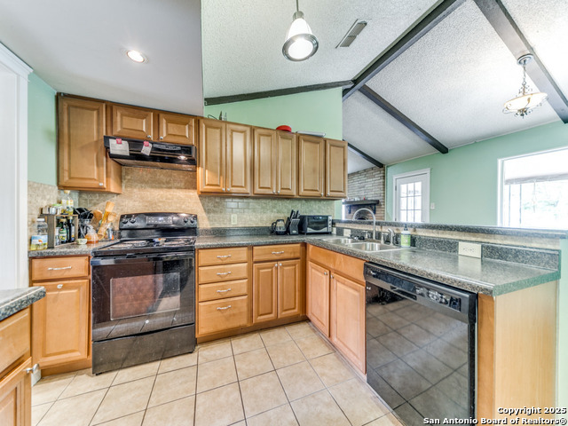 Image 14 of 25 For 6802 Forest Haven S