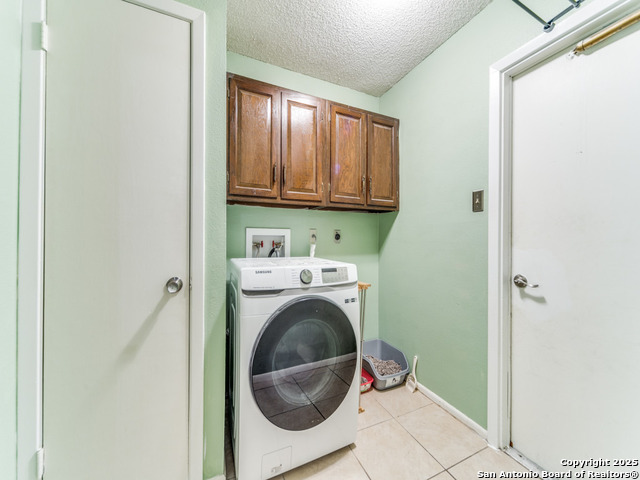 Image 16 of 25 For 6802 Forest Haven S