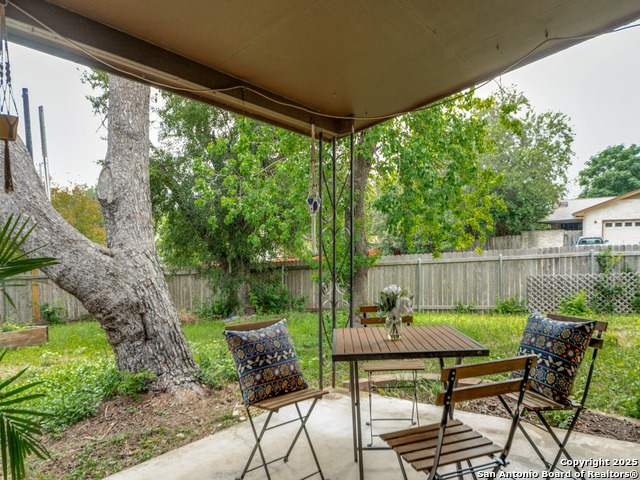 Image 23 of 25 For 6802 Forest Haven S