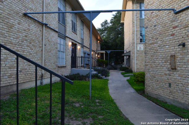 Image 12 of 14 For 6611 South Point St.  111-c