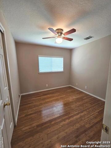 Listing photo id 13 for 8502 Chickasaw