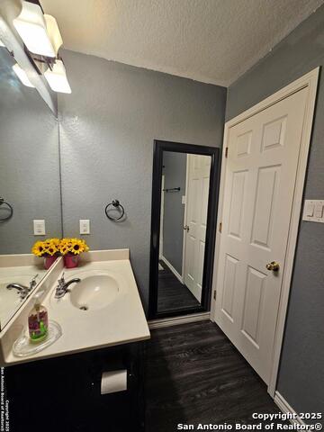 Listing photo id 16 for 8502 Chickasaw
