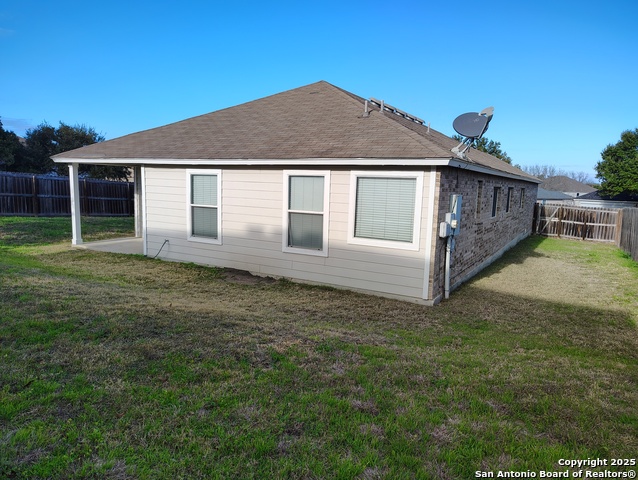 Listing photo id 18 for 8502 Chickasaw