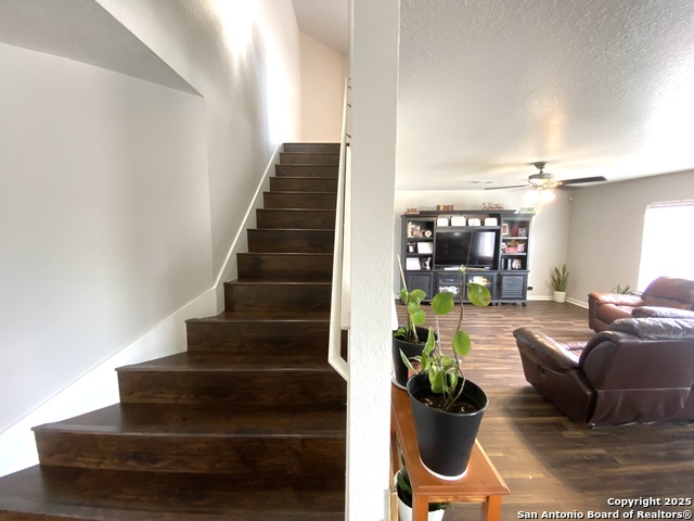Listing photo id 22 for 6802 Knights
