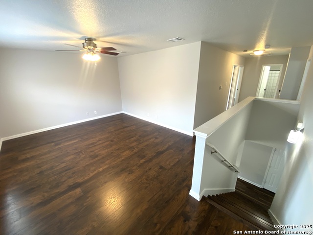 Listing photo id 23 for 6802 Knights