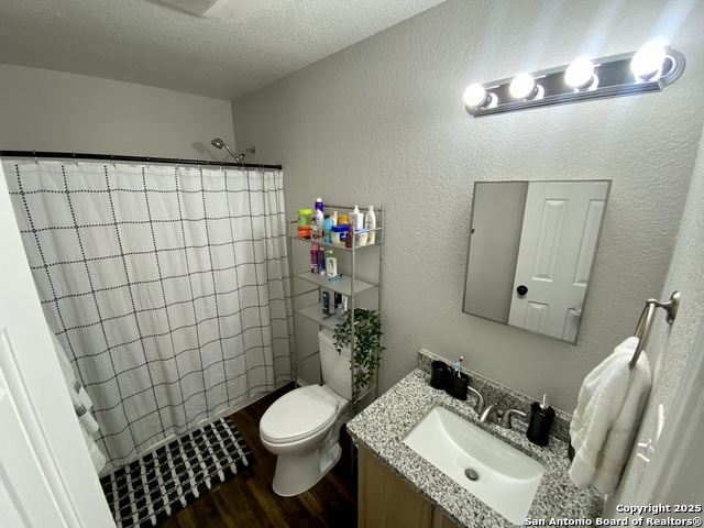 Listing photo id 42 for 6802 Knights