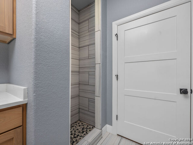 Listing photo id 26 for 228 Triple R