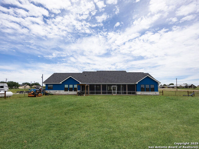 Listing photo id 29 for 228 Triple R